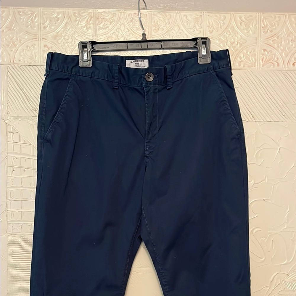 EUC Express Men's Finn Navy Pants, size 33/32